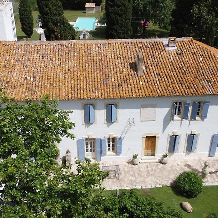 Mas du Versadou Saint-Gilles  Extérieur photo