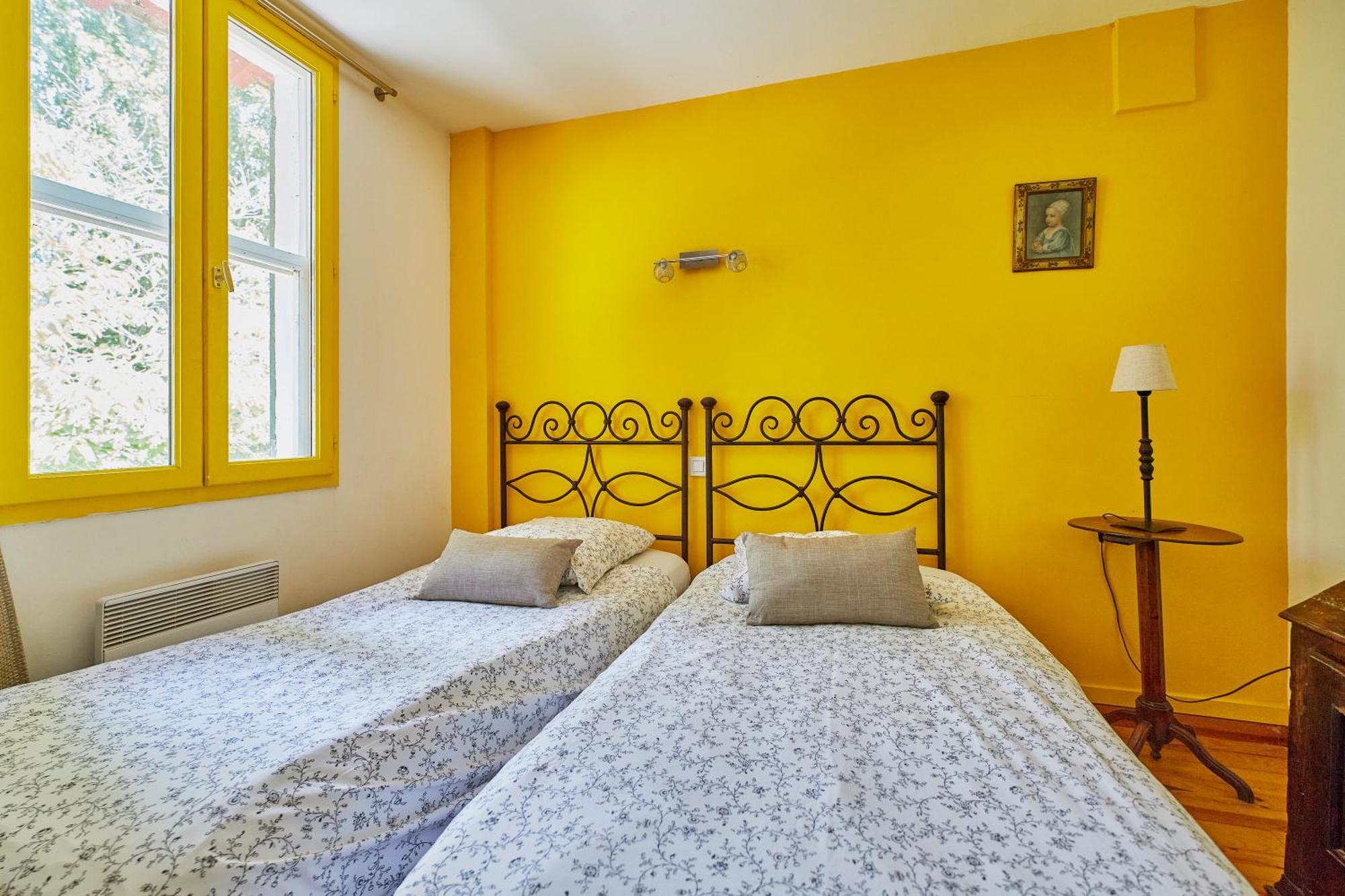 Mas du Versadou Saint-Gilles  Chambre photo